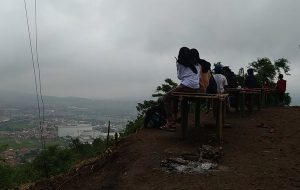 Gunung Bohong: Pesona Alam dan Kisah Unik di Kota Cimahi