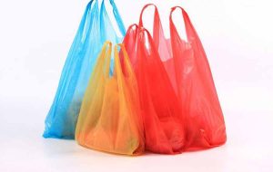 Menelusuri Asal Usul Kantong Plastik dan Tujuan Awal Penciptaannya